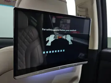 2023 Genesis GV80 с пробегом 28 418 км