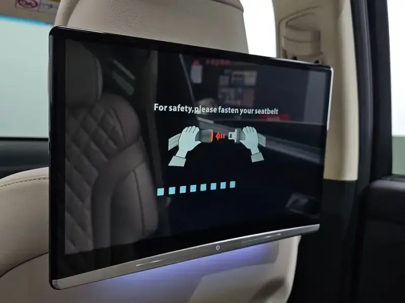 2023 Genesis GV80 с пробегом 28 418 км