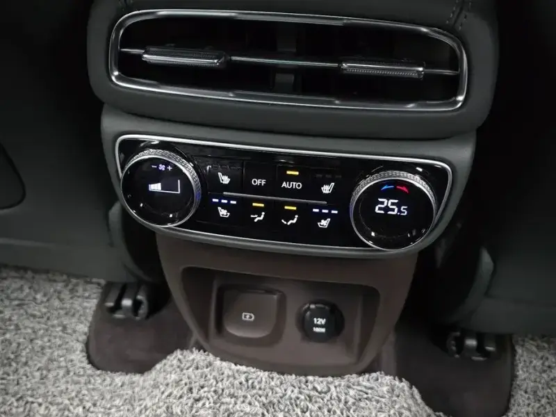 2023 Genesis GV80 с пробегом 23 505 км