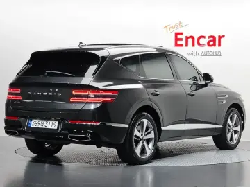 2023 Genesis GV80 с пробегом 40 251 км