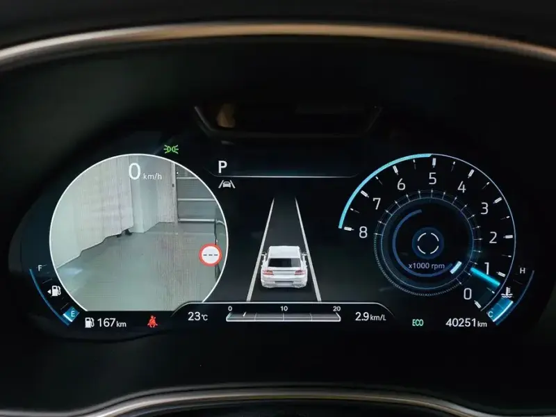 2023 Genesis GV80 с пробегом 40 251 км