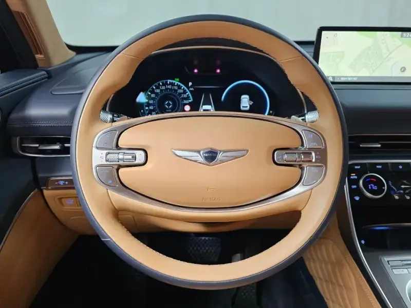 2023 Genesis GV80 с пробегом 40 251 км