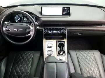 2023 Genesis GV80 с пробегом 99 146 км