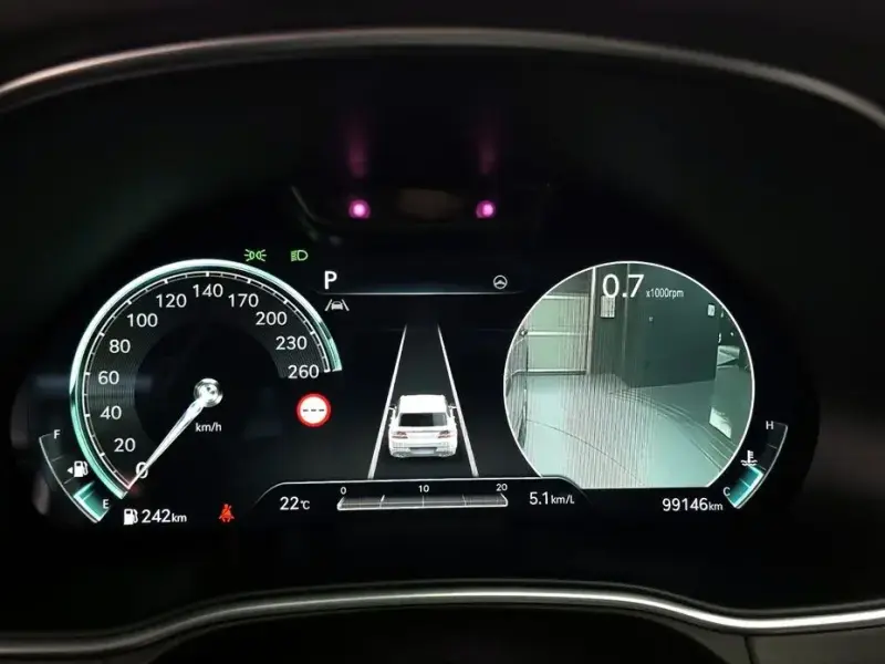 2023 Genesis GV80 с пробегом 99 146 км