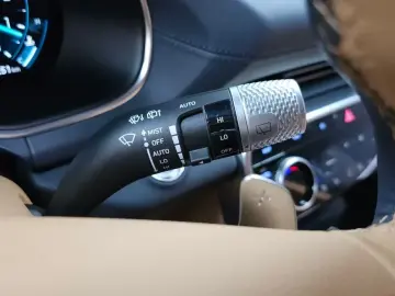 2023 Genesis GV80 с пробегом 40 251 км