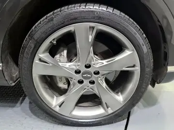 2023 Genesis GV80 с пробегом 99 146 км
