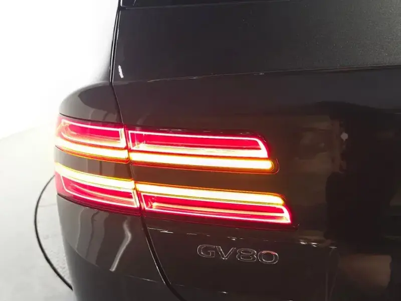 2023 Genesis GV80 с пробегом 99 146 км