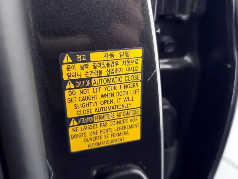 2023 Genesis GV80 с пробегом 99 146 км