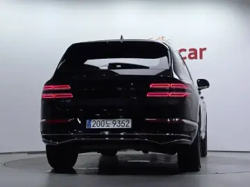 2023 Genesis GV80 с пробегом 26 539 км