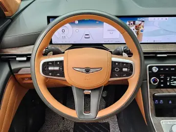 2023 Genesis GV80 с пробегом 26 539 км