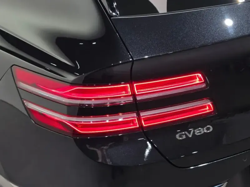 2023 Genesis GV80 с пробегом 26 539 км