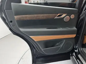 2023 Genesis GV80 с пробегом 26 539 км
