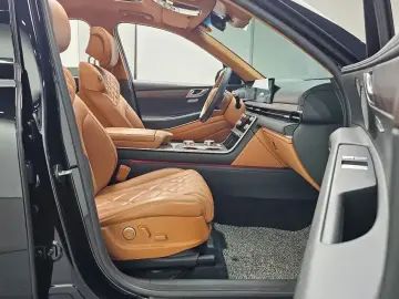 2023 Genesis GV80 с пробегом 26 539 км