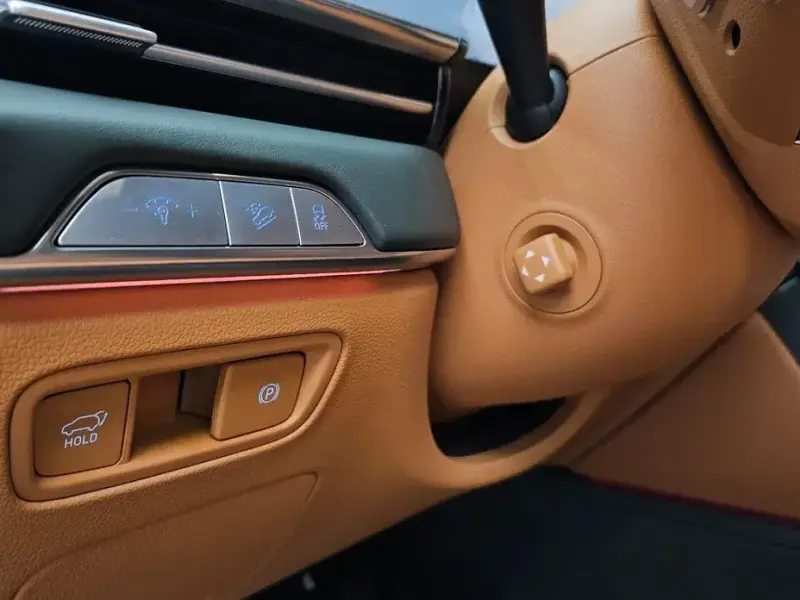2023 Genesis GV80 с пробегом 26 539 км