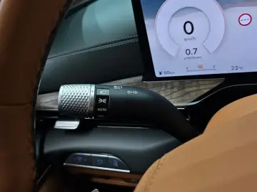 2023 Genesis GV80 с пробегом 26 539 км