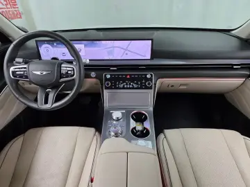 2023 Genesis GV80 с пробегом 11 484 км