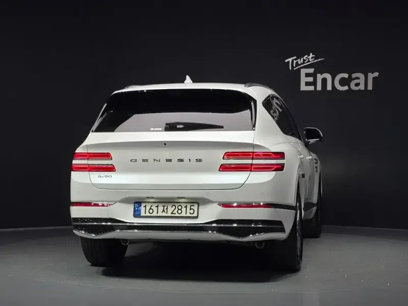 2023 Genesis GV80 с пробегом 11 484 км