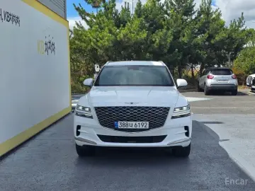 2023 Genesis GV80 с пробегом 16 300 км