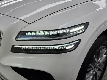 2023 Genesis GV80 с пробегом 11 484 км