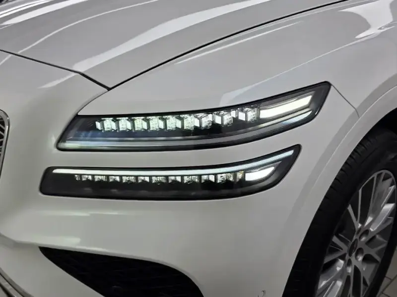 2023 Genesis GV80 с пробегом 11 484 км