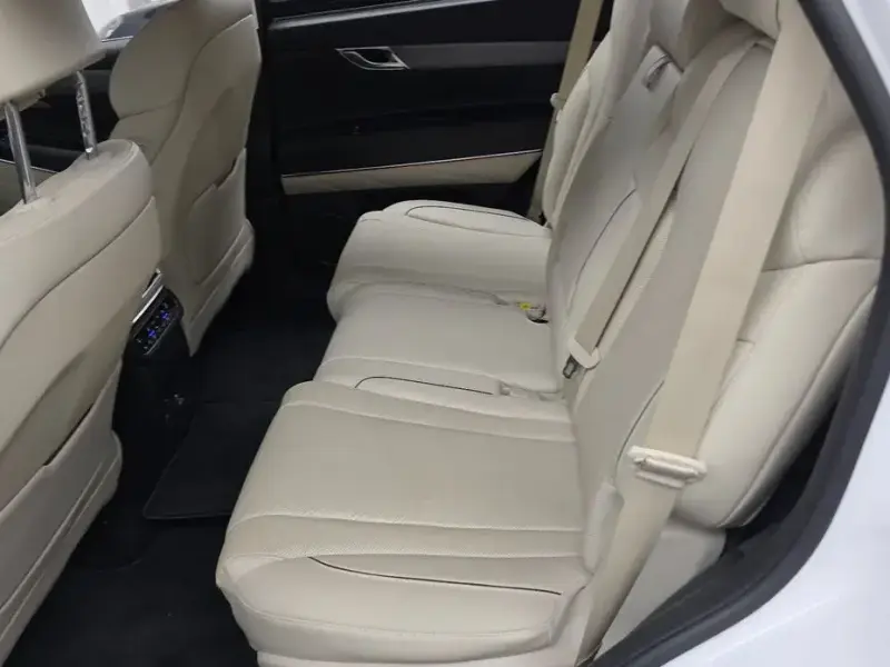 2023 Genesis GV80 с пробегом 11 484 км