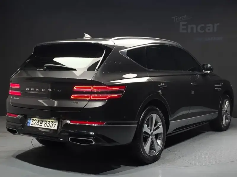 2023 Genesis GV80 с пробегом 32 826 км