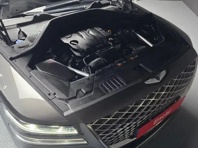2023 Genesis GV80 с пробегом 32 826 км