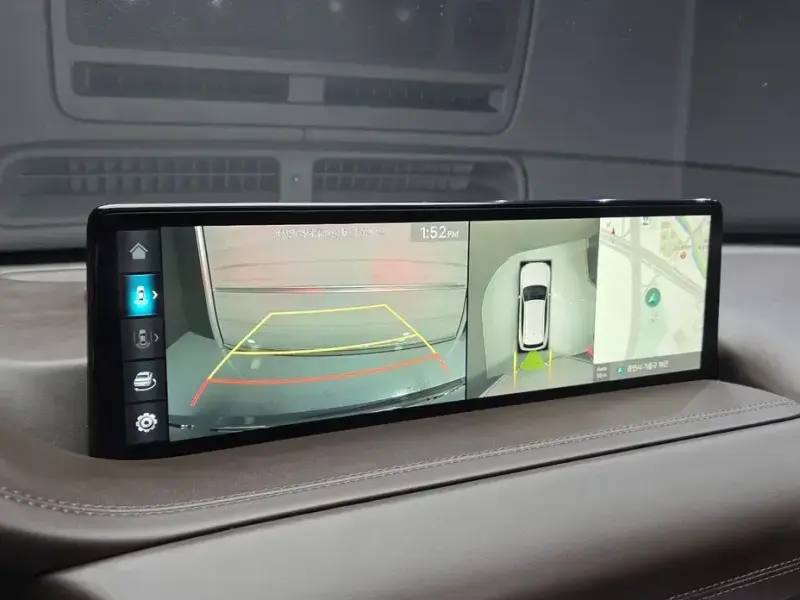 2023 Genesis GV80 с пробегом 32 826 км