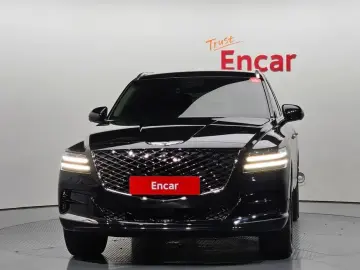 2023 Genesis GV80 с пробегом 10 617 км