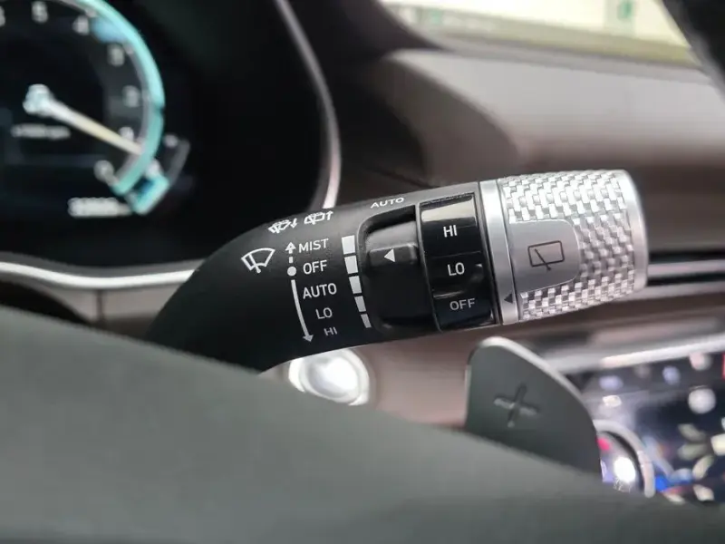 2023 Genesis GV80 с пробегом 32 826 км