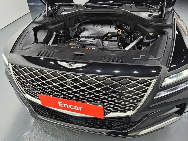 2023 Genesis GV80 с пробегом 10 617 км