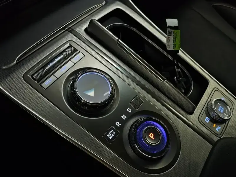 2023 Genesis GV80 с пробегом 10 617 км