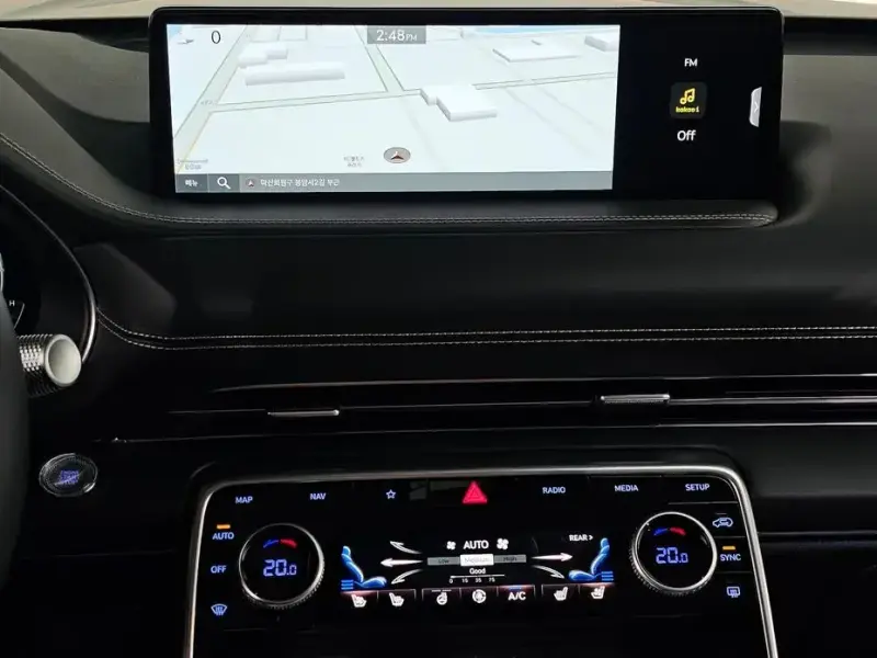 2023 Genesis GV80 с пробегом 10 617 км