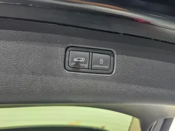 2023 Genesis GV80 с пробегом 10 617 км