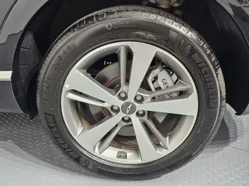 2023 Genesis GV80 с пробегом 10 617 км