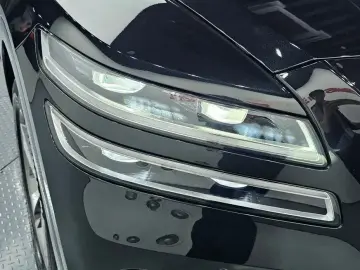 2023 Genesis GV80 с пробегом 10 617 км