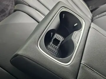 2023 Genesis GV80 с пробегом 10 617 км