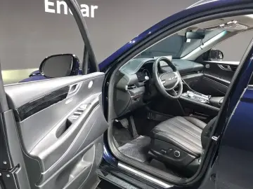 2023 Genesis GV80 с пробегом 31 116 км