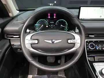2023 Genesis GV80 с пробегом 31 116 км