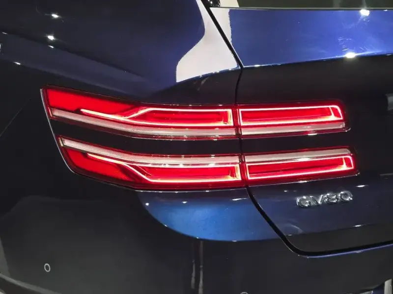 2023 Genesis GV80 с пробегом 31 116 км