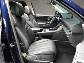 2023 Genesis GV80 с пробегом 31 116 км