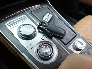 2023 Genesis GV80 с пробегом 62 939 км