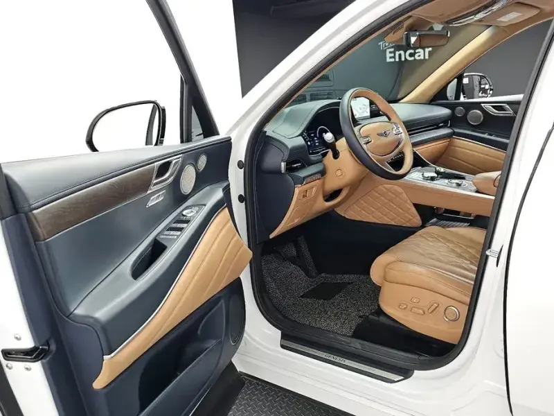 2023 Genesis GV80 с пробегом 62 939 км