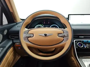 2023 Genesis GV80 с пробегом 62 939 км