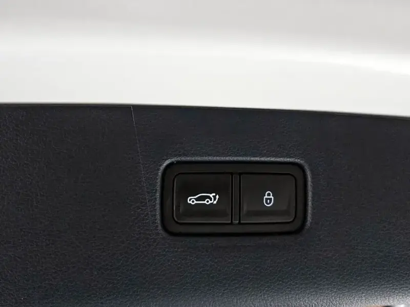 2023 Genesis GV80 с пробегом 62 939 км