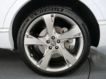 2023 Genesis GV80 с пробегом 62 939 км