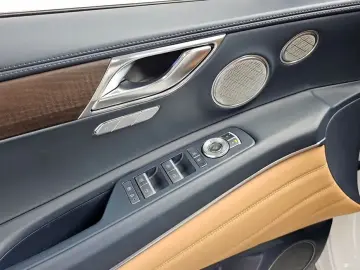 2023 Genesis GV80 с пробегом 62 939 км
