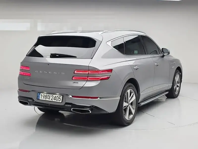 2023 Genesis GV80 с пробегом 43 783 км