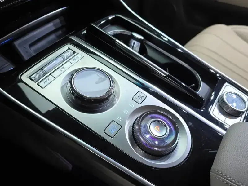 2023 Genesis GV80 с пробегом 40 060 км