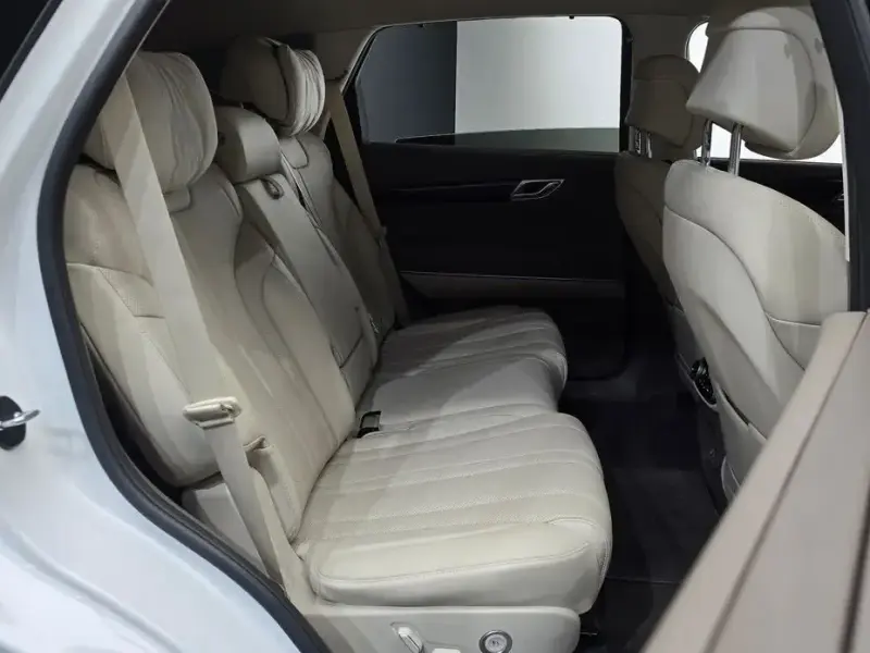 2023 Genesis GV80 с пробегом 40 060 км